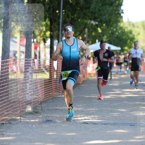 07.09.2025 - 19. Norderstedt Triathlon Michael Strokosch http://msf.ph/oto/8768420 07.09.2025 16:19:58 Laufen 546, 873, 1079, 1097, 1553, 1592, 1620 meine-sportfotos.de