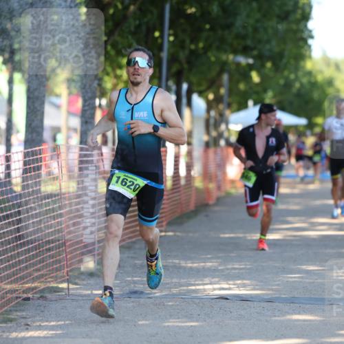 07.09.2025 - 19. Norderstedt Triathlon Michael Strokosch http://msf.ph/oto/8768425 07.09.2025 16:19:58 Laufen 546, 873, 1079, 1097, 1553, 1592, 1620 meine-sportfotos.de