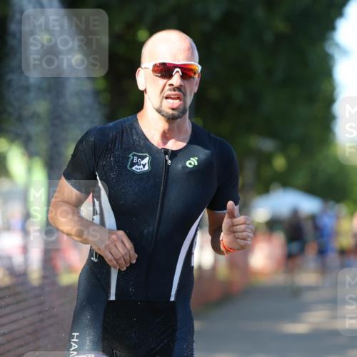 07.09.2025 - 19. Norderstedt Triathlon Michael Strokosch http://msf.ph/oto/8768464 07.09.2025 16:20:06 Laufen 1043, 1079, 1553, 1564, 1592 meine-sportfotos.de