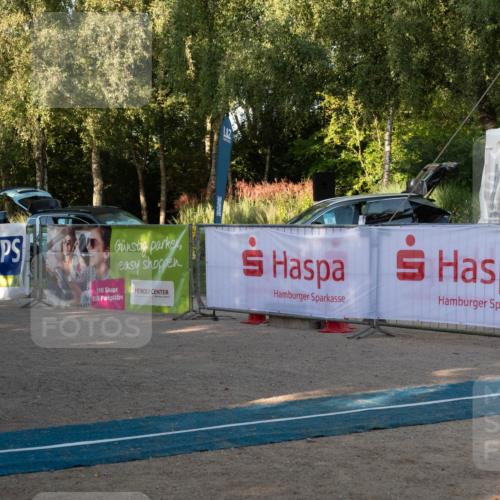 07.09.2025 - 19. Norderstedt Triathlon Zöllner http://msf.ph/oto/8768465 07.09.2025 09:17:56 Ziel 24, 31, 32, 43 meine-sportfotos.de