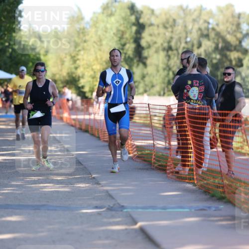 07.09.2025 - 19. Norderstedt Triathlon Michael Strokosch http://msf.ph/oto/8768469 07.09.2025 16:20:11 Laufen 949, 1043, 1564 meine-sportfotos.de
