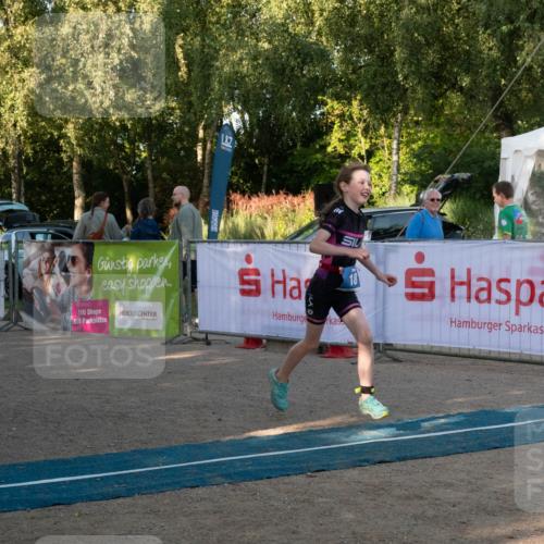 07.09.2025 - 19. Norderstedt Triathlon Zöllner http://msf.ph/oto/8768492 07.09.2025 09:18:43 Ziel 18 meine-sportfotos.de