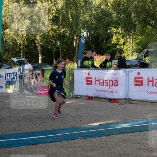 07.09.2025 - 19. Norderstedt Triathlon Zöllner http://msf.ph/oto/8768500 07.09.2025 09:18:57 Ziel 20 meine-sportfotos.de