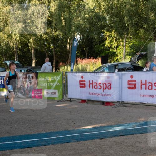 07.09.2025 - 19. Norderstedt Triathlon Zöllner http://msf.ph/oto/8768512 07.09.2025 09:19:16 Ziel 22 meine-sportfotos.de