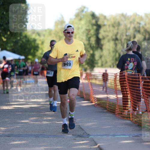07.09.2025 - 19. Norderstedt Triathlon Michael Strokosch http://msf.ph/oto/8768519 07.09.2025 16:20:17 Laufen 949, 951, 1043, 1550, 1564 meine-sportfotos.de