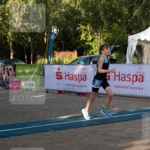 07.09.2025 - 19. Norderstedt Triathlon Zöllner http://msf.ph/oto/8768524 07.09.2025 09:19:18 Ziel 22 meine-sportfotos.de