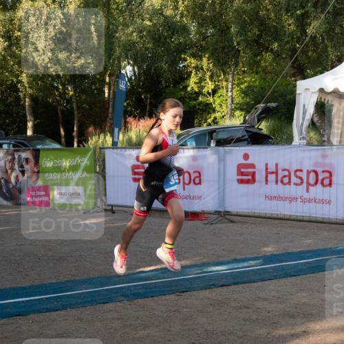 07.09.2025 - 19. Norderstedt Triathlon Zöllner http://msf.ph/oto/8768537 07.09.2025 09:19:23 Ziel 22, 35 meine-sportfotos.de