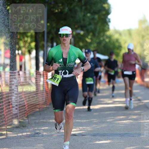 07.09.2025 - 19. Norderstedt Triathlon Michael Strokosch http://msf.ph/oto/8768553 07.09.2025 16:20:25 Laufen 445, 506, 549, 953, 1410, 1549, 1550 meine-sportfotos.de