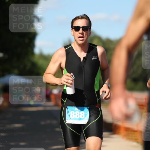 07.09.2025 - 19. Norderstedt Triathlon Michael Strokosch http://msf.ph/oto/8768557 07.09.2025 15:23:42 Laufen 888 meine-sportfotos.de