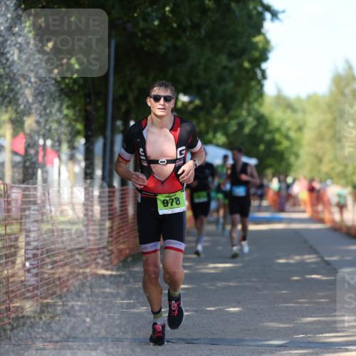 07.09.2025 - 19. Norderstedt Triathlon Michael Strokosch http://msf.ph/oto/8768568 07.09.2025 15:24:01 Laufen 363, 1025, 1406 meine-sportfotos.de