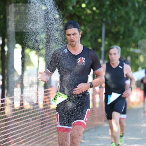 07.09.2025 - 19. Norderstedt Triathlon Michael Strokosch http://msf.ph/oto/8768591 07.09.2025 16:20:32 Laufen 445, 498, 506, 525, 549, 953, 955, 1071, 1410, 1549 meine-sportfotos.de