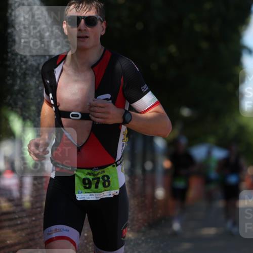 07.09.2025 - 19. Norderstedt Triathlon Michael Strokosch http://msf.ph/oto/8768592 07.09.2025 15:24:02 Laufen 363, 1025, 1406 meine-sportfotos.de