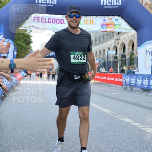 07.09.2025 - BARMER Alsterlauf Strokosch-Dieckow http://msf.ph/oto/8768606 07.09.2025 10:32:05 Ziel 3307, 4222 meine-sportfotos.de
