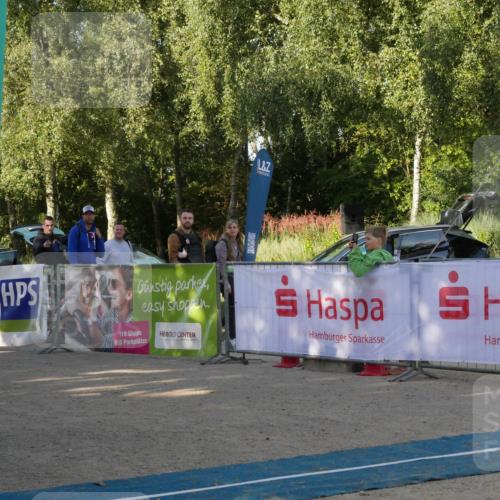 07.09.2025 - 19. Norderstedt Triathlon Zöllner http://msf.ph/oto/8768610 07.09.2025 09:44:44 Ziel 553 meine-sportfotos.de
