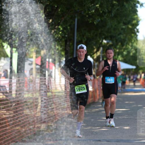 07.09.2025 - 19. Norderstedt Triathlon Michael Strokosch http://msf.ph/oto/8768611 07.09.2025 15:24:06 Laufen 363, 1025, 1406 meine-sportfotos.de