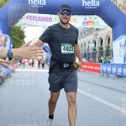 07.09.2025 - BARMER Alsterlauf Strokosch-Dieckow http://msf.ph/oto/8768630 07.09.2025 10:32:05 Ziel 3307, 4222 meine-sportfotos.de