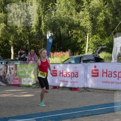 07.09.2025 - 19. Norderstedt Triathlon Zöllner http://msf.ph/oto/8768632 07.09.2025 09:45:30 Ziel 583 meine-sportfotos.de
