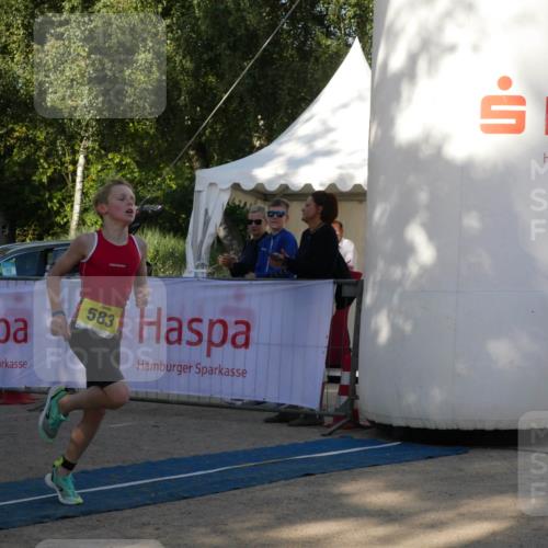 07.09.2025 - 19. Norderstedt Triathlon Zöllner http://msf.ph/oto/8768636 07.09.2025 09:45:30 Ziel 583 meine-sportfotos.de