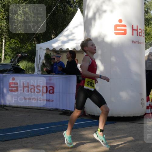 07.09.2025 - 19. Norderstedt Triathlon Zöllner http://msf.ph/oto/8768640 07.09.2025 09:45:31 Ziel 583 meine-sportfotos.de