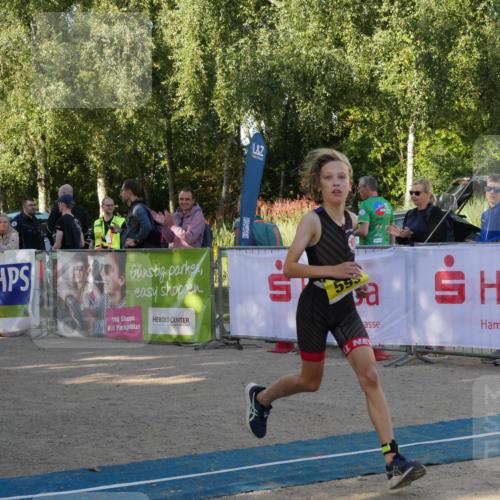 07.09.2025 - 19. Norderstedt Triathlon Zöllner http://msf.ph/oto/8768652 07.09.2025 09:45:56 Ziel 594, 595, 604 meine-sportfotos.de