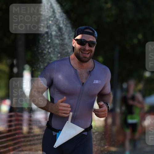 07.09.2025 - 19. Norderstedt Triathlon Michael Strokosch http://msf.ph/oto/8768685 07.09.2025 15:24:32 Laufen 872 meine-sportfotos.de