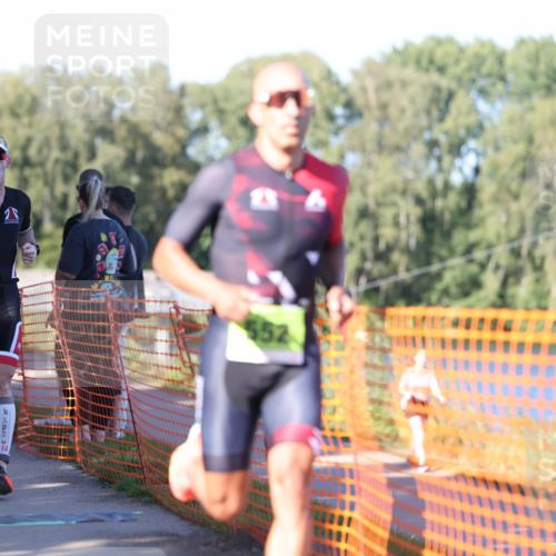 07.09.2025 - 19. Norderstedt Triathlon Michael Strokosch http://msf.ph/oto/8768707 07.09.2025 16:20:58 Laufen 443, 485, 501, 548, 552, 1063, 1069, 1088, 1409, 1577, 1593, 1631 meine-sportfotos.de