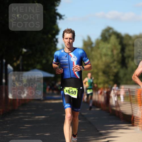 07.09.2025 - 19. Norderstedt Triathlon Michael Strokosch http://msf.ph/oto/8768762 07.09.2025 15:25:00 Laufen 963, 1506 meine-sportfotos.de