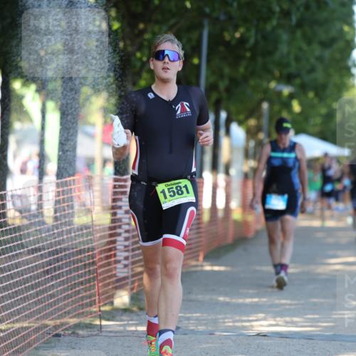 07.09.2025 - 19. Norderstedt Triathlon Michael Strokosch http://msf.ph/oto/8768850 07.09.2025 16:21:33 Laufen 365, 490, 504, 1089, 1581, 1618 meine-sportfotos.de
