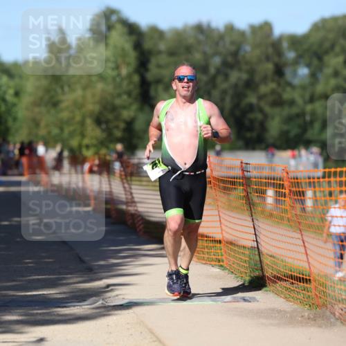 07.09.2025 - 19. Norderstedt Triathlon Michael Strokosch http://msf.ph/oto/8768858 07.09.2025 15:25:31 Laufen 411, 1005 meine-sportfotos.de