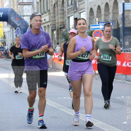 07.09.2025 - BARMER Alsterlauf Strokosch-Dieckow http://msf.ph/oto/8768868 07.09.2025 10:32:23 Ziel 3105 meine-sportfotos.de