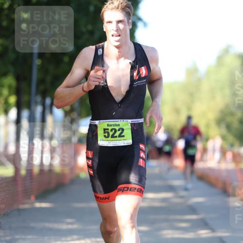 07.09.2025 - 19. Norderstedt Triathlon Michael Strokosch http://msf.ph/oto/8768909 07.09.2025 16:21:46 Laufen 503, 522, 541, 1093, 1411, 1609 meine-sportfotos.de