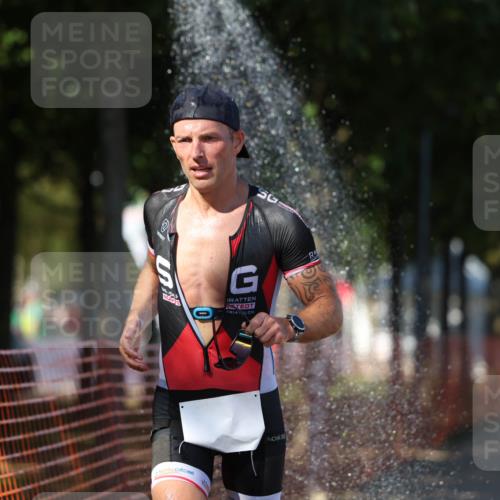 07.09.2025 - 19. Norderstedt Triathlon Michael Strokosch http://msf.ph/oto/8768961 07.09.2025 15:25:58 Laufen 1502 meine-sportfotos.de