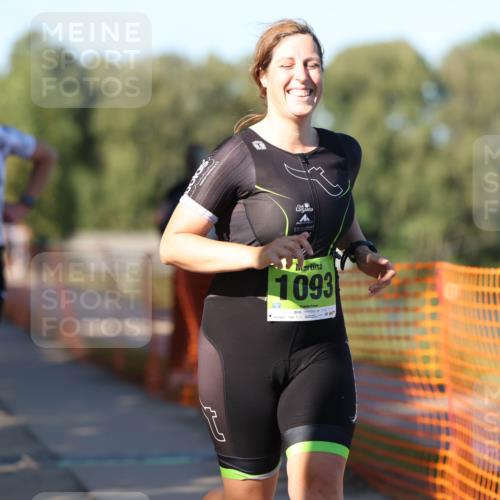 07.09.2025 - 19. Norderstedt Triathlon Michael Strokosch http://msf.ph/oto/8768963 07.09.2025 16:21:56 Laufen 396, 439, 491, 503, 547, 1072, 1077, 1093, 1407, 1470, 1494, 1569, 1609 meine-sportfotos.de