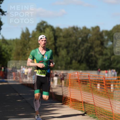 07.09.2025 - 19. Norderstedt Triathlon Michael Strokosch http://msf.ph/oto/8768964 07.09.2025 15:26:02 Laufen 1502 meine-sportfotos.de