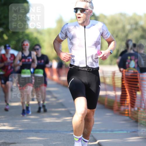 07.09.2025 - 19. Norderstedt Triathlon Michael Strokosch http://msf.ph/oto/8768966 07.09.2025 16:21:57 Laufen 396, 439, 491, 503, 517, 547, 1072, 1077, 1093, 1407, 1470, 1494, 1569 meine-sportfotos.de