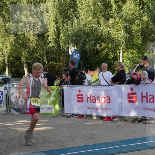 07.09.2025 - 19. Norderstedt Triathlon Zöllner http://msf.ph/oto/8769022 07.09.2025 09:49:30 Ziel 554, 567, 574 meine-sportfotos.de