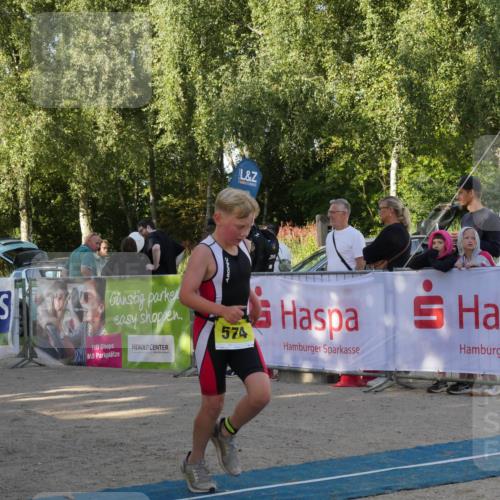 07.09.2025 - 19. Norderstedt Triathlon Zöllner http://msf.ph/oto/8769025 07.09.2025 09:49:30 Ziel 554, 567, 574 meine-sportfotos.de