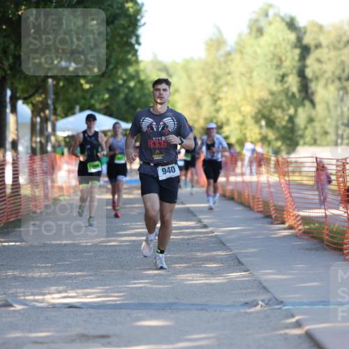 07.09.2025 - 19. Norderstedt Triathlon Michael Strokosch http://msf.ph/oto/8769202 07.09.2025 16:22:51 Laufen 448, 449, 458, 539, 917, 940, 1084, 1096, 1629 meine-sportfotos.de