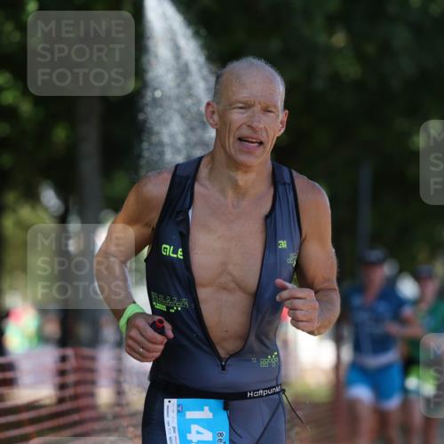 07.09.2025 - 19. Norderstedt Triathlon Michael Strokosch http://msf.ph/oto/8769242 07.09.2025 15:27:15 Laufen 441, 1457, 1507 meine-sportfotos.de