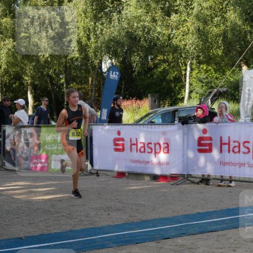 07.09.2025 - 19. Norderstedt Triathlon Zöllner http://msf.ph/oto/8769280 07.09.2025 09:52:23 Ziel 632 meine-sportfotos.de