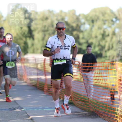 07.09.2025 - 19. Norderstedt Triathlon Michael Strokosch http://msf.ph/oto/8769293 07.09.2025 16:23:15 Laufen 362, 518, 537, 543, 878, 943, 1046, 1588, 1606 meine-sportfotos.de