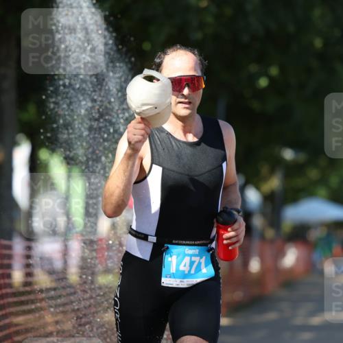07.09.2025 - 19. Norderstedt Triathlon Michael Strokosch http://msf.ph/oto/8769298 07.09.2025 15:27:28 Laufen 361, 1471, 1496, 1505 meine-sportfotos.de
