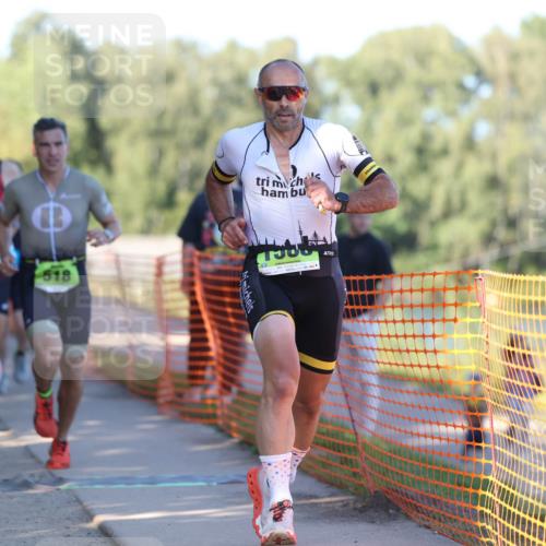 07.09.2025 - 19. Norderstedt Triathlon Michael Strokosch http://msf.ph/oto/8769300 07.09.2025 16:23:15 Laufen 362, 518, 537, 543, 878, 943, 1046, 1588, 1606 meine-sportfotos.de