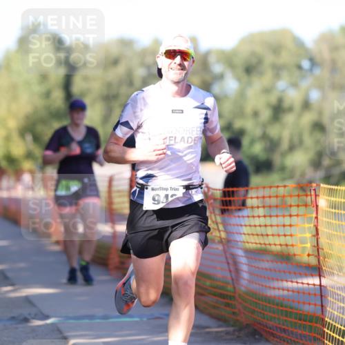 07.09.2025 - 19. Norderstedt Triathlon Michael Strokosch http://msf.ph/oto/8769325 07.09.2025 16:23:21 Laufen 362, 518, 537, 538, 543, 878, 943, 1046, 1433, 1561 meine-sportfotos.de