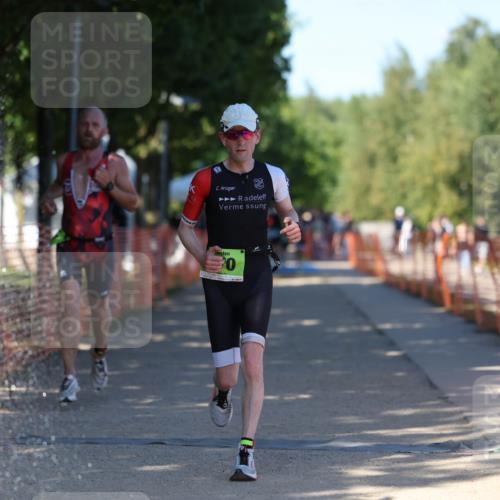 07.09.2025 - 19. Norderstedt Triathlon Michael Strokosch http://msf.ph/oto/8769340 07.09.2025 15:27:55 Laufen 970 meine-sportfotos.de