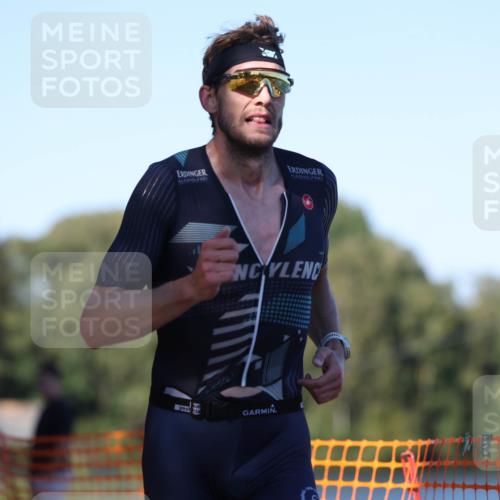 07.09.2025 - 19. Norderstedt Triathlon Michael Strokosch http://msf.ph/oto/8769378 07.09.2025 16:23:29 Laufen 494, 531, 538, 1433, 1561 meine-sportfotos.de
