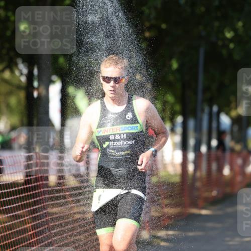 07.09.2025 - 19. Norderstedt Triathlon Michael Strokosch http://msf.ph/oto/8769434 07.09.2025 15:28:15 Laufen 1034 meine-sportfotos.de