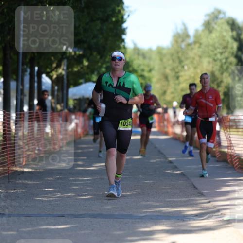 07.09.2025 - 19. Norderstedt Triathlon Michael Strokosch http://msf.ph/oto/8769440 07.09.2025 15:28:20 Laufen 879, 977, 1034, 1465 meine-sportfotos.de