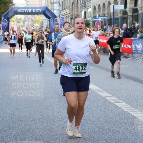 07.09.2025 - BARMER Alsterlauf Strokosch-Dieckow http://msf.ph/oto/8769452 07.09.2025 10:10:36 Ziel 2057, 2438, 2460, 2966, 3043, 3044, 3094, 3205, 3600, 3647, 4239, 4261, 4313, 4380, 4381, 4515, 5197, 5419, 5624, 6052, 6191, 8330, 8331, 8340, 8404 meine-sportfotos.de