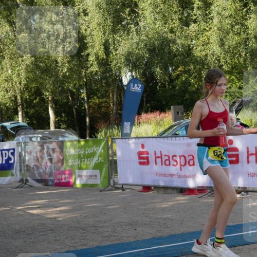 07.09.2025 - 19. Norderstedt Triathlon Zöllner http://msf.ph/oto/8769463 07.09.2025 09:57:11 Ziel 620 meine-sportfotos.de